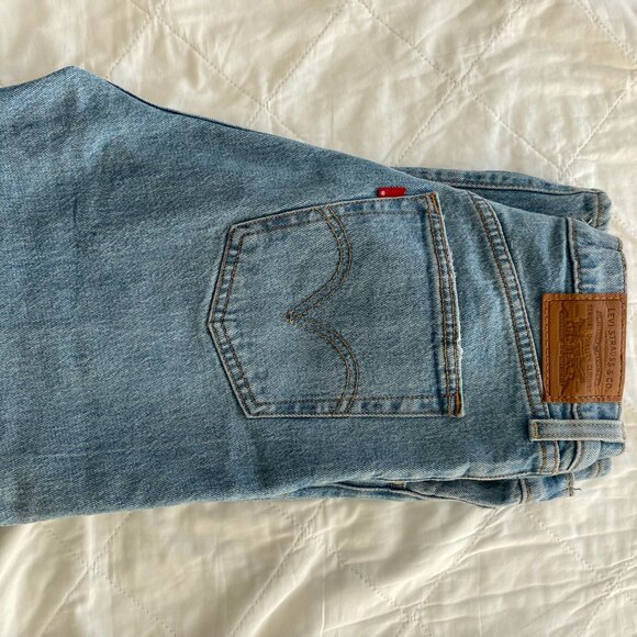 Levi's Ribcage Straight Ankle Jean - Size 28 - Picture 1 of 3
